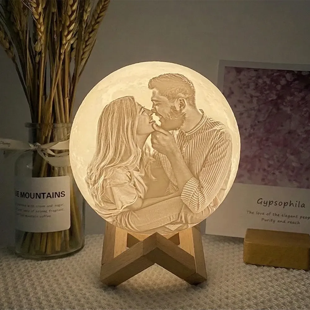 3D – měsíc s vaším foto
